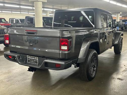 2025 Jeep Gladiator Sport S