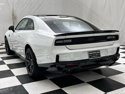 2026 Dodge Charger R/T Scat Pack