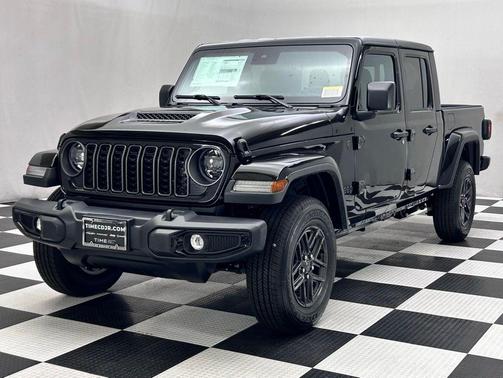 2025 Jeep Gladiator Sport S