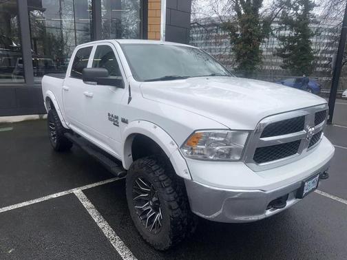2022 RAM 1500 Classic SLT
