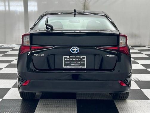 2020 Toyota Prius L