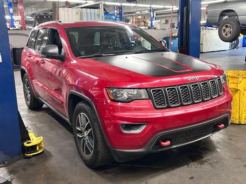 Redline 2 Coat Pearl 2017 Jeep Grand Cherokee Trailhawk