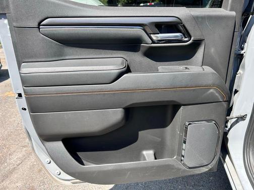 Gray 2025 GMC Sierra 1500 AT4