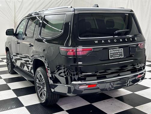 2022 Jeep Wagoneer Series III 4x4