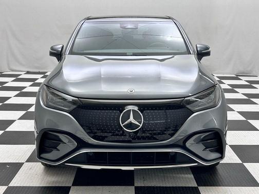 Selenite Grey Metallic 2023 Mercedes-Benz EQE 500 4MATIC