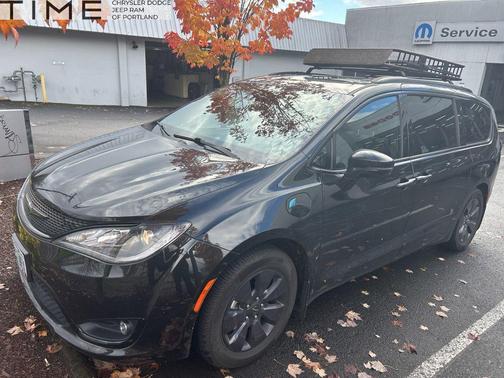 2020 Chrysler Pacifica Hybrid Limited