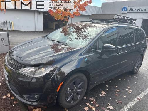 2020 Chrysler Pacifica Hybrid Limited