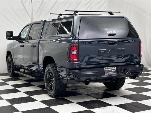 2025 RAM 1500 Warlock Crew Cab 4x4 5'7' Box