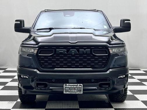 2025 RAM 1500 Warlock Crew Cab 4x4 5'7' Box