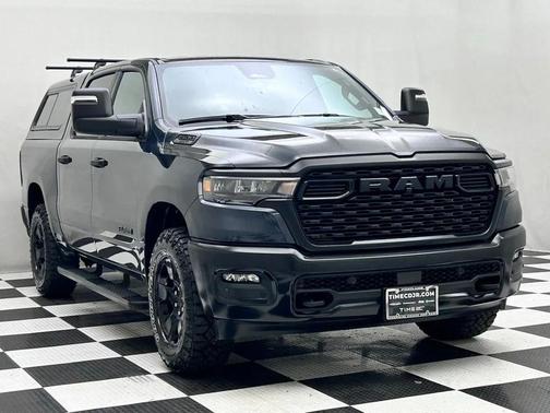 2025 RAM 1500 Warlock Crew Cab 4x4 5'7' Box