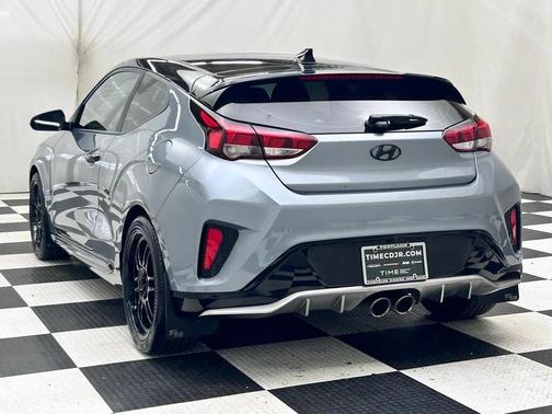 2020 Hyundai Veloster Base