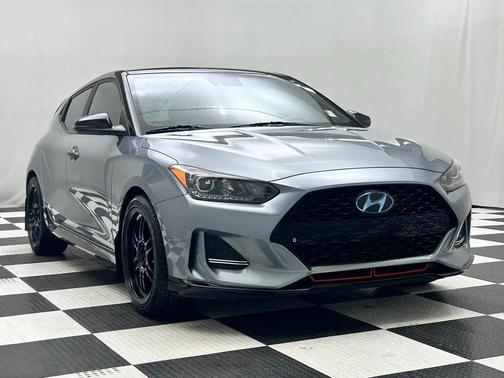 2020 Hyundai Veloster Base