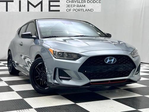 2020 Hyundai Veloster Base