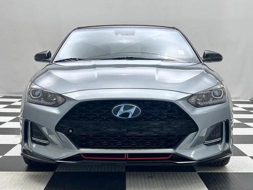 2020 Hyundai Veloster Base