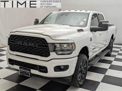 2024 RAM 3500 Big Horn Crew Cab 4x4 6'4' Box