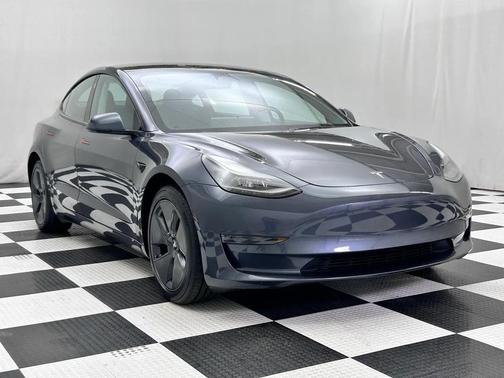 2023 Tesla Model 3 Standard Range