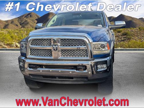 2017 RAM 2500 Laramie Crew Cab 4x4 6'4' Box