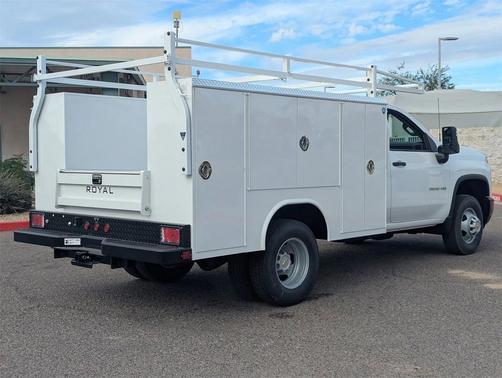 2026 Chevrolet Silverado 3500 WT