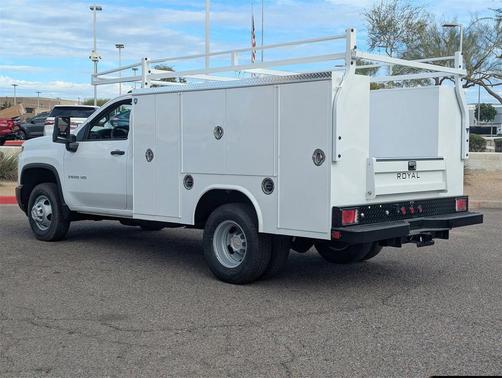 2026 Chevrolet Silverado 3500 WT
