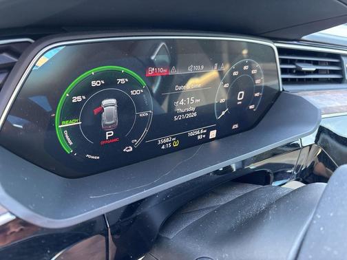 Manhattan Gray Metallic 2019 Audi e-tron Premium Plus