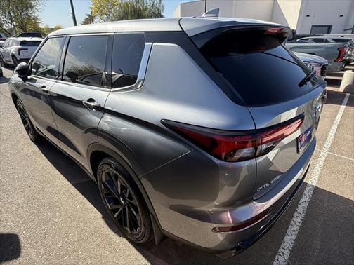 2023 Mitsubishi Outlander SEL 2.5 2WD