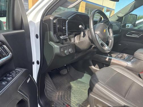 2024 Chevrolet Silverado 2500 LTZ