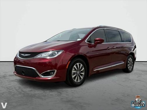 2020 Chrysler Pacifica Touring-L Plus