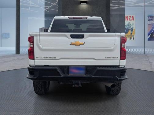 2025 Chevrolet Silverado 2500 Custom