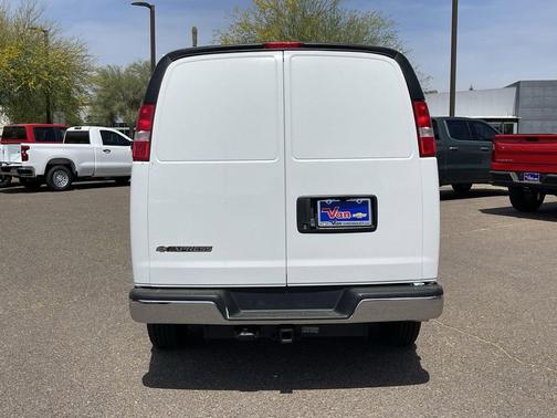 2026 Chevrolet Express 2500 2500 Regular Wheelbase, WT, RWD