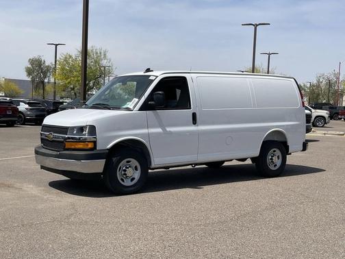 2026 Chevrolet Express 2500 2500 Regular Wheelbase, WT, RWD