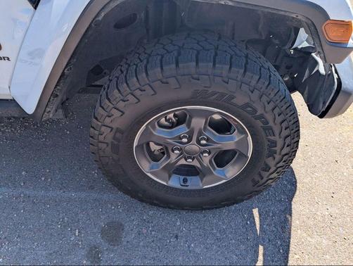 Bright White Clearcoat 2020 Jeep Gladiator Rubicon