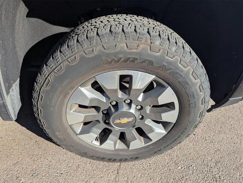 2025 Chevrolet Silverado 2500 Custom