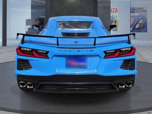 Rapid Blue 2023 Chevrolet Corvette Stingray w/3LT