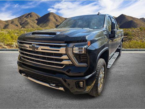 Black 2024 Chevrolet Silverado 2500 High Country