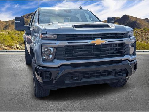 Sterling Gray Metallic 2024 Chevrolet Silverado 2500 Custom
