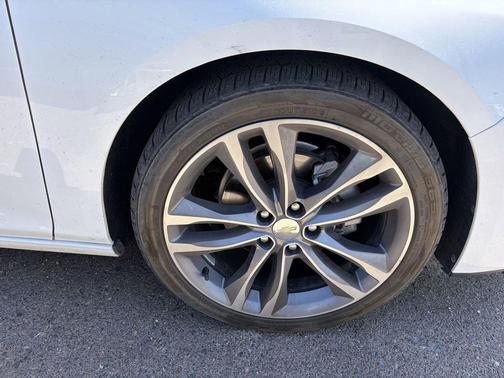Summit White 2022 Chevrolet Malibu FWD LT