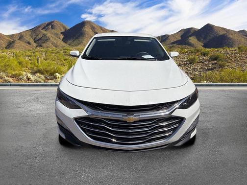 Summit White 2022 Chevrolet Malibu FWD LT
