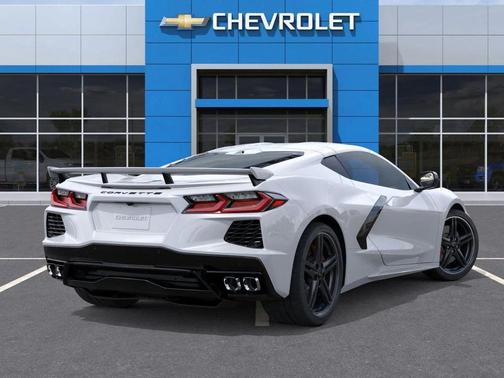 2026 Chevrolet Corvette Stingray w/2LT