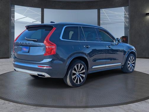 2021 Volvo XC90 T6 Inscription
