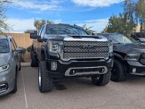 Onyx Black 2023 GMC Sierra 2500 Denali