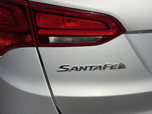 Sparkling Silver 2018 Hyundai Santa Fe Sport 2.4L