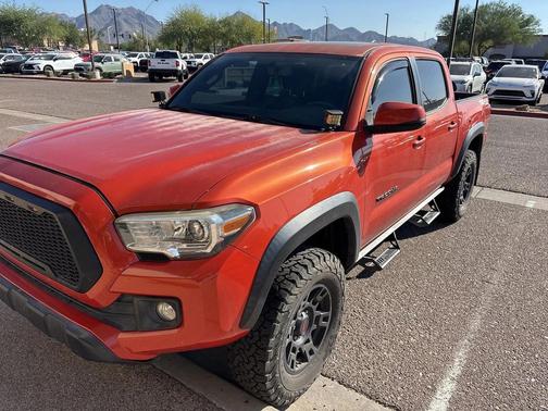 2016 Toyota Tacoma SR