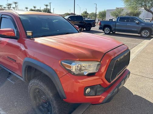 2016 Toyota Tacoma SR