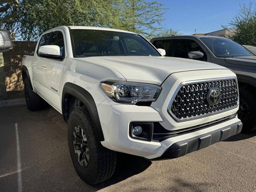 2019 Toyota Tacoma SR