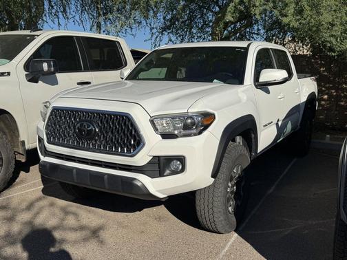 2019 Toyota Tacoma SR