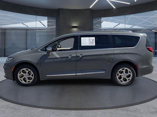Gray 2021 Chrysler Pacifica Limited