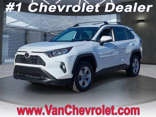 2020 Toyota RAV4 XLE