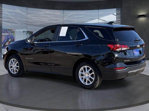 Mosaic Black Metallic 2024 Chevrolet Equinox 1LT