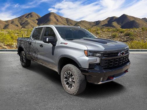 Sterling Gray Metallic 2023 Chevrolet Silverado 1500 ZR2