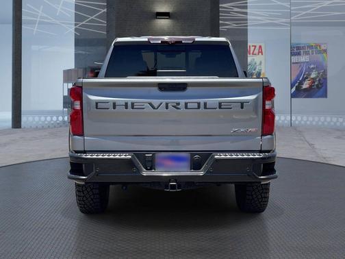Sterling Gray Metallic 2023 Chevrolet Silverado 1500 ZR2